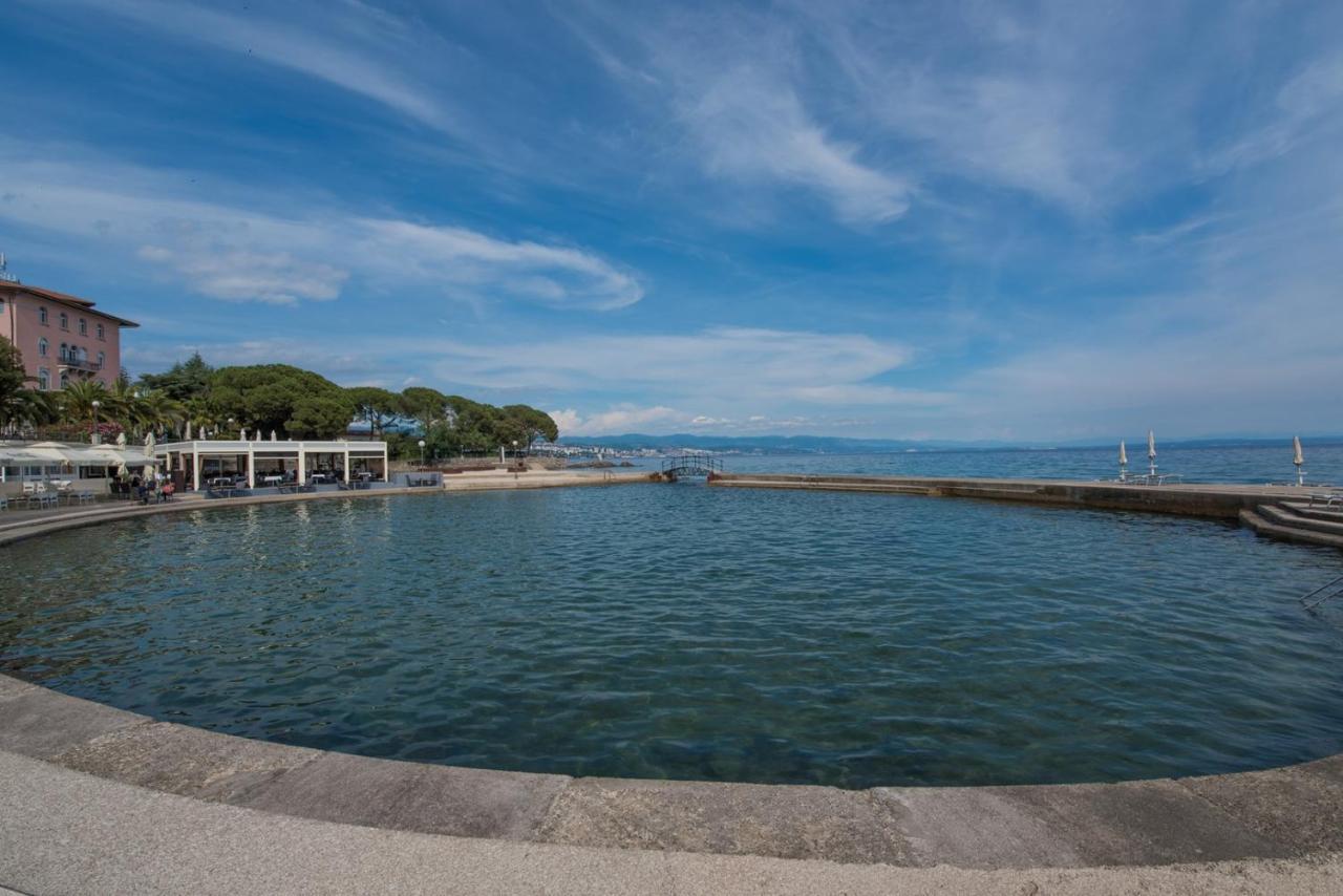 Tea Suite With Sea View Opatija Exterior photo